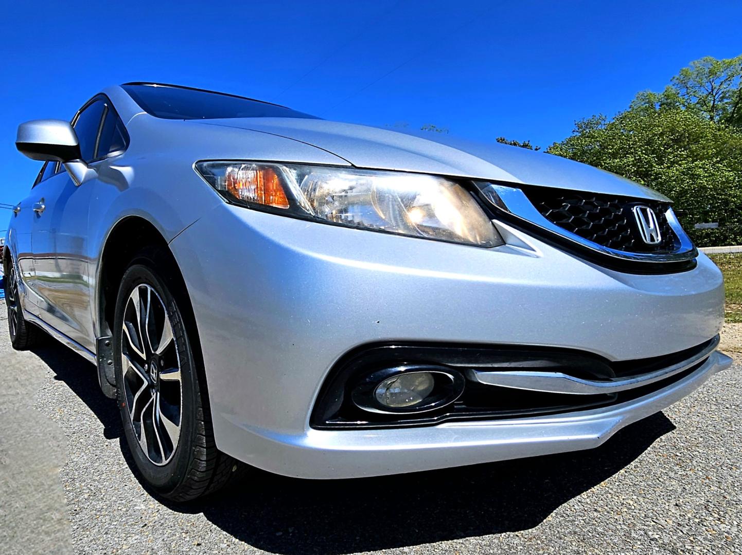 2013 Silver Honda Civic EX-L Sedan 5-Speed AT (2HGFB2F94DH) with an 1.8L L4 SOHC 16V engine, 5-Speed Automatic transmission, located at 18001 Kellogg Rd, Saucier, MS, 39574, (228) 832-1441, 139.421463, -76.641457 - Photo#23